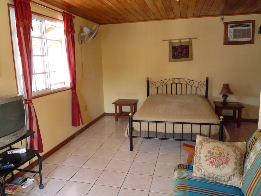 Bocas del Toro Hotel Posada Isla Chica חדר תמונה