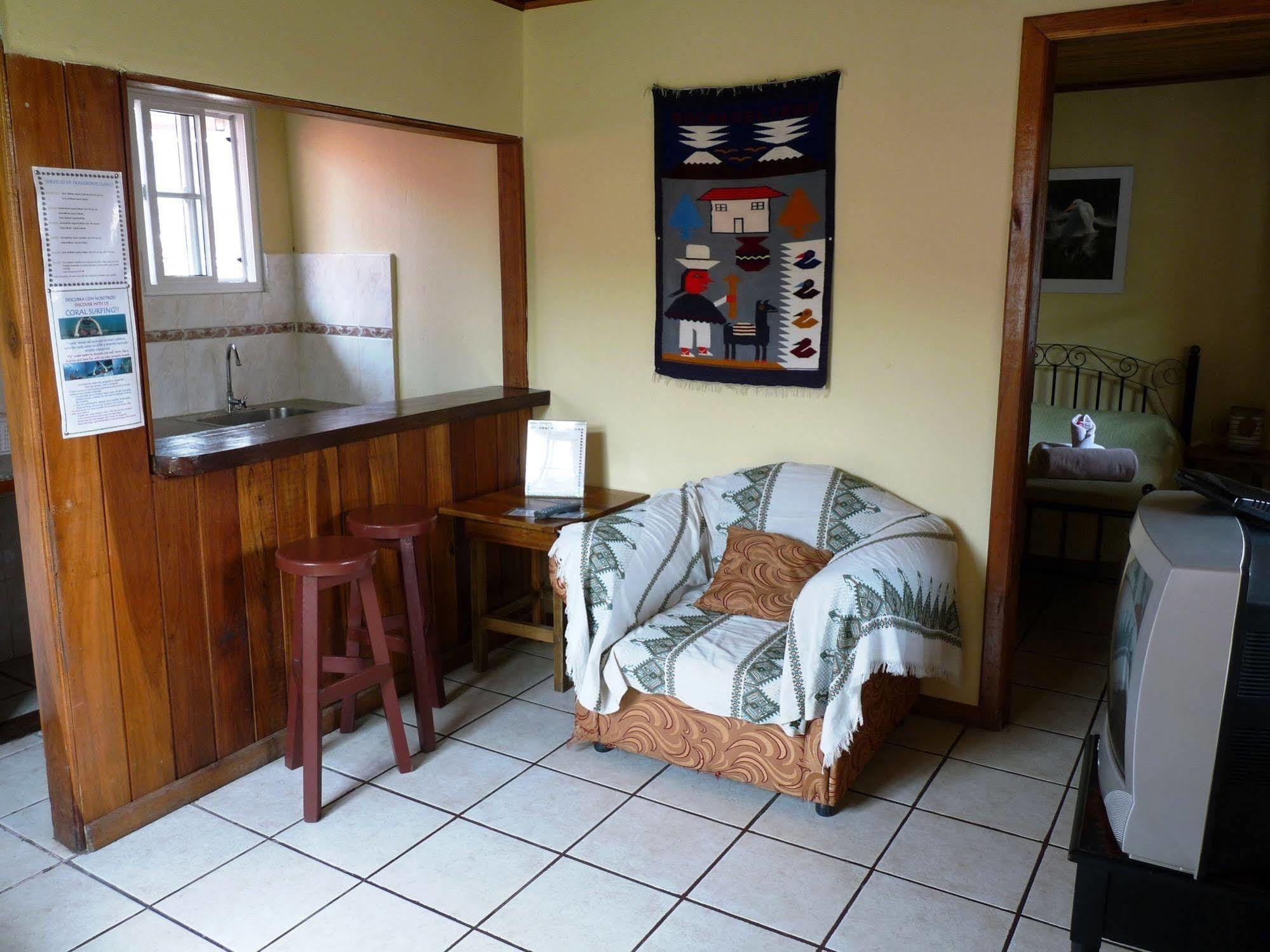 Bocas del Toro Hotel Posada Isla Chica מראה חיצוני תמונה