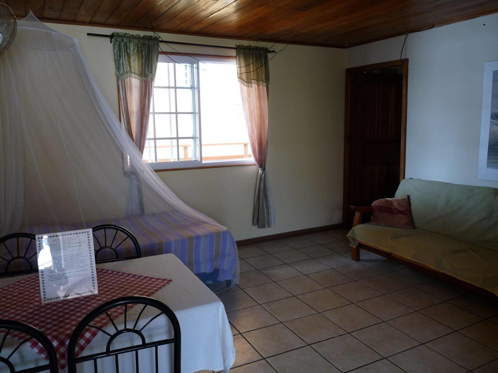 Bocas del Toro Hotel Posada Isla Chica מראה חיצוני תמונה