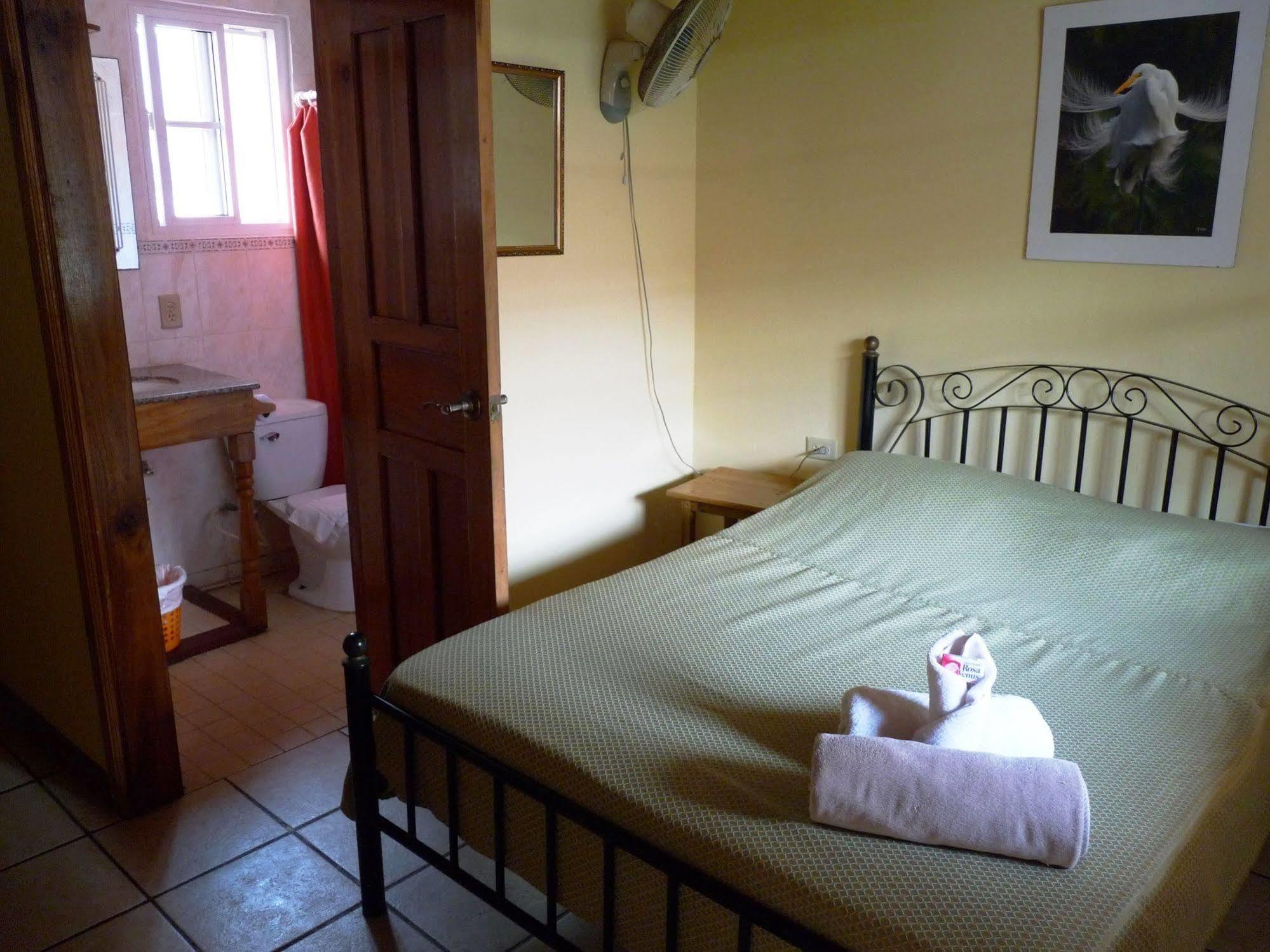 Bocas del Toro Hotel Posada Isla Chica מראה חיצוני תמונה
